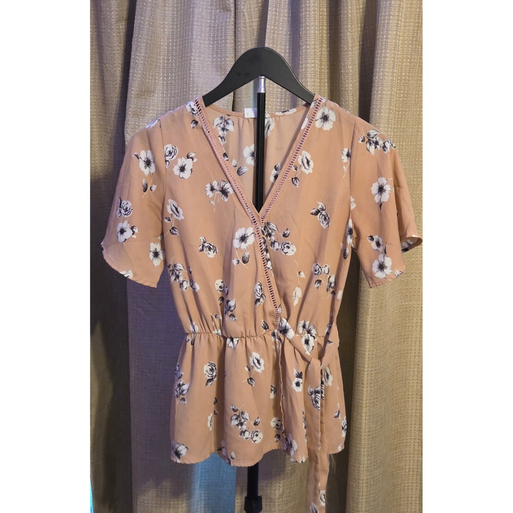 Sienna Sky Floral Wrap Blouse Waist‎ Tie Women's Size XS Pink White